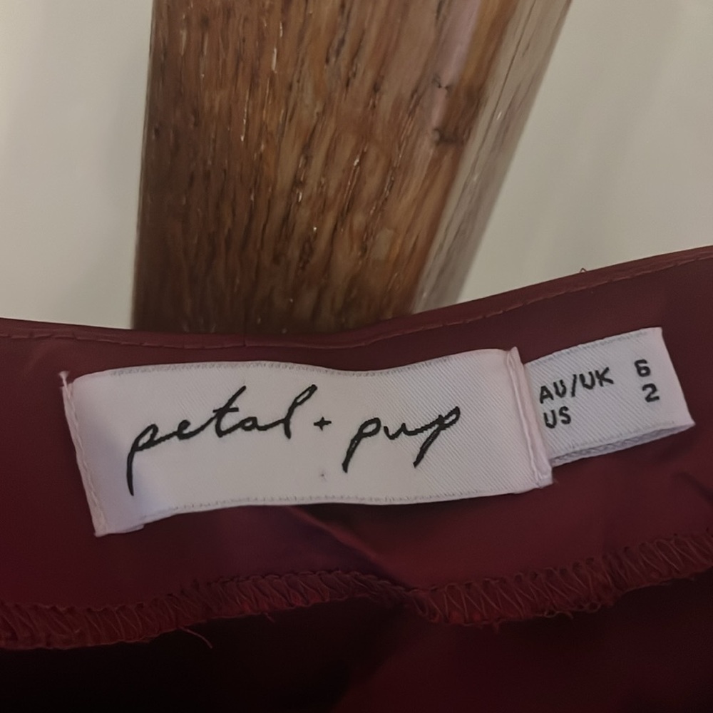Petal & Pup wine midi dress 🍷 - Picture 3 of 5